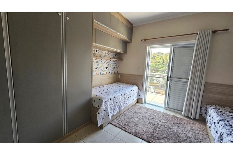 Casa À venda, 208m, 3 Dormitórios - 1 Suite - R$ 680.000 - Wanel Ville - Sorocaba - SP Rua Benedicto Monteiro Sorocaba - 