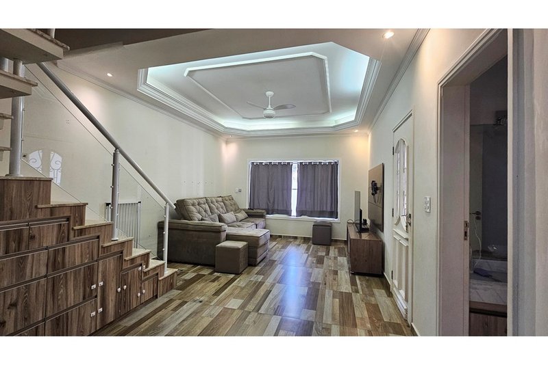 Casa À venda, 208m, 3 Dormitórios - 1 Suite - R$ 680.000 - Wanel Ville - Sorocaba - SP Rua Benedicto Monteiro Sorocaba - 