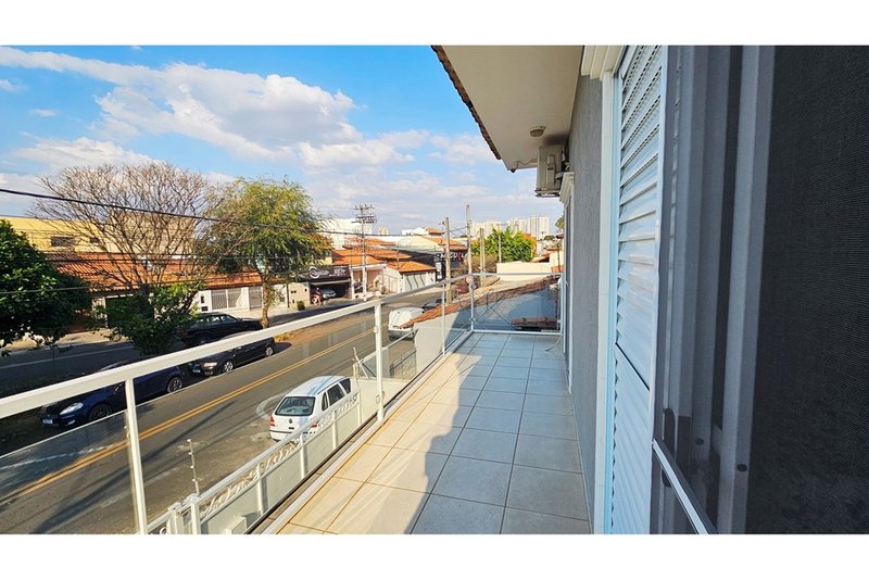 Casa À venda, 208m, 3 Dormitórios - 1 Suite - R$ 680.000 - Wanel Ville - Sorocaba - SP Rua Benedicto Monteiro Sorocaba - 