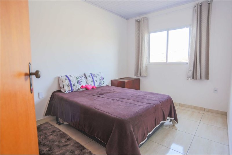 Casa à venda, 150m - 4 Dormitórios - 1 suíte - R$ 550.000 - Wanel Ville - Sorocaba - SP Rua Darcy Fruet Sorocaba - 