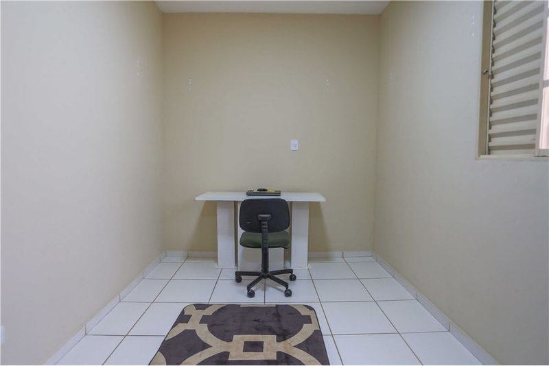 Casa à venda, 150m - 4 Dormitórios - 1 suíte - R$ 550.000 - Wanel Ville - Sorocaba - SP Rua Darcy Fruet Sorocaba - 