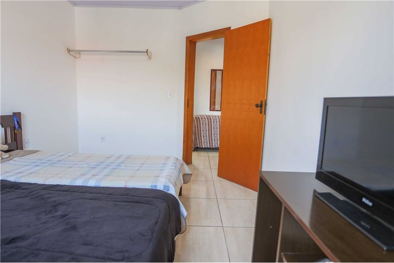 Casa à venda, 150m - 4 Dormitórios - 1 suíte - R$ 550.000 - Wanel Ville - Sorocaba - SP Rua Darcy Fruet Sorocaba - 