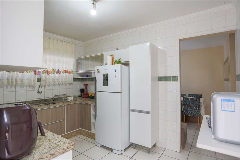 Casa à venda, 150m - 4 Dormitórios - 1 suíte - R$ 550.000 - Wanel Ville - Sorocaba - SP Rua Darcy Fruet Sorocaba - 