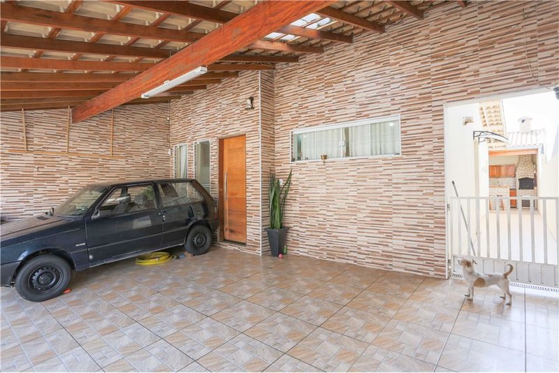 Casa à venda, 150m - 4 Dormitórios - 1 suíte - R$ 550.000 - Wanel Ville - Sorocaba - SP Rua Darcy Fruet Sorocaba - 