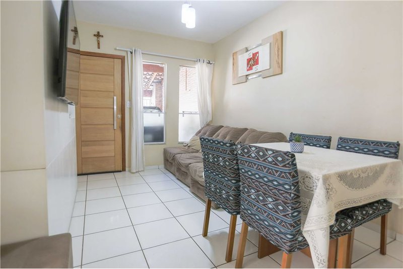 Casa à venda, 150m - 4 Dormitórios - 1 suíte - R$ 550.000 - Wanel Ville - Sorocaba - SP Rua Darcy Fruet Sorocaba - 