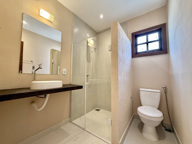 Luxo e Conforto em Búzios: Casa Linear 4 Suítes com Área Gourmet  Armação dos Búzios - 