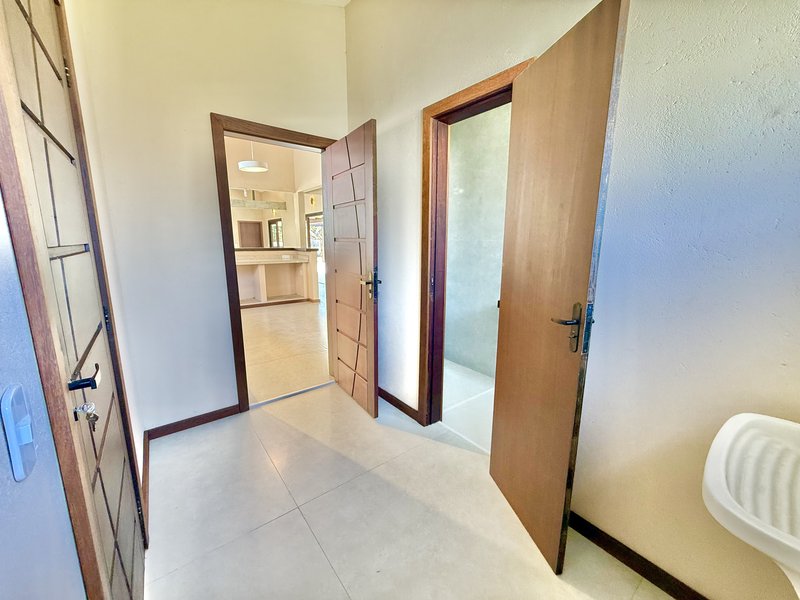 Luxo e Conforto em Búzios: Casa Linear 4 Suítes com Área Gourmet  Armação dos Búzios - 