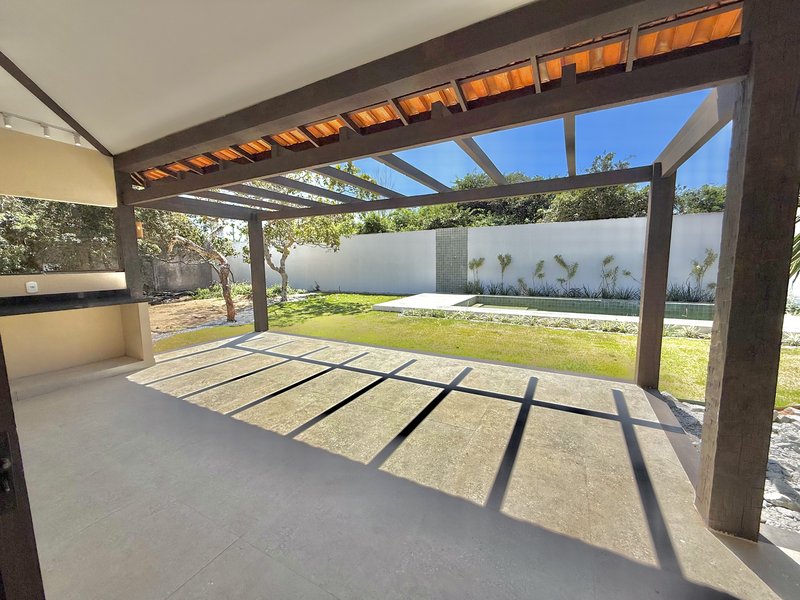 Luxo e Conforto em Búzios: Casa Linear 4 Suítes com Área Gourmet  Armação dos Búzios - 