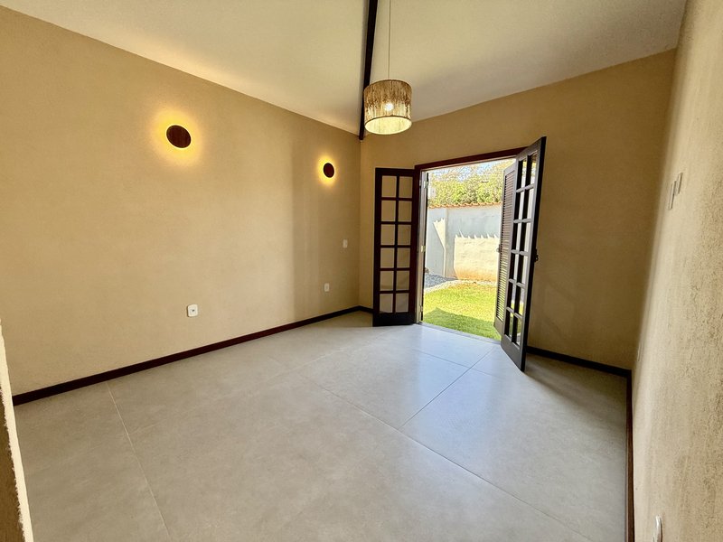 Luxo e Conforto em Búzios: Casa Linear 4 Suítes com Área Gourmet  Armação dos Búzios - 