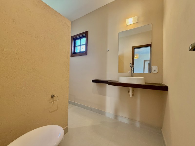 Luxo e Conforto em Búzios: Casa Linear 4 Suítes com Área Gourmet  Armação dos Búzios - 