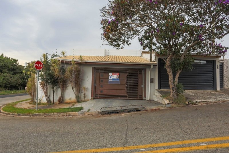 Casa à venda, 133m - 2 Dorms. R$ 385.000 - Quintal amplo - Jd. Piazza Di Roma II, Sorocaba Rua José Aparecido Leme Sorocaba - 