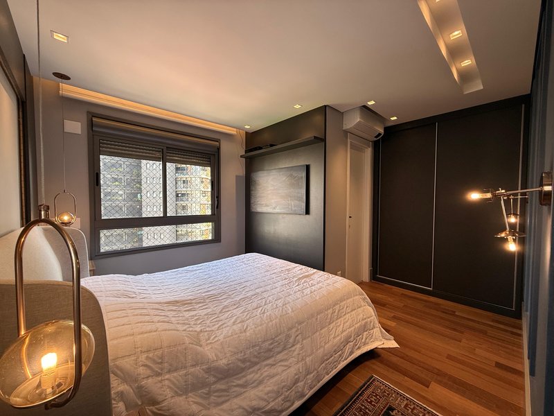 Apartamento Mobiliado a Venda na Vila Madalena  de 111m² - 1 Suíte e 2 Vagas de Garagem Rua Paulistânia São Paulo - 