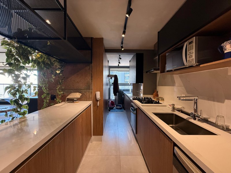 Apartamento Mobiliado a Venda na Vila Madalena  de 111m² - 1 Suíte e 2 Vagas de Garagem Rua Paulistânia São Paulo - 