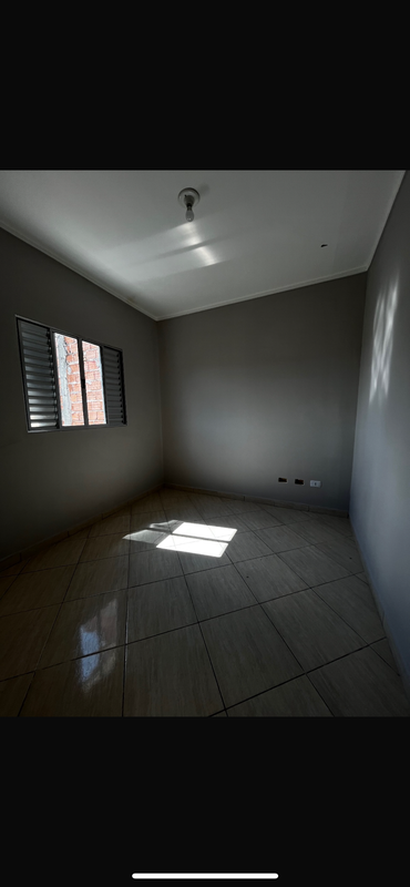 OPORTUNIDADE DE CASA INDIVIDUAL EM CAIEIRAS  Caieiras - 