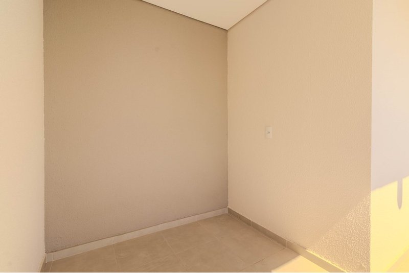 Apartamento à Venda, 64m - 2 Dorm. 1 Suite - R$ 485.000 - Cond JR Campolim 2 - Sorocaba SP Rua Elias Rodrigues Claro Sorocaba - 