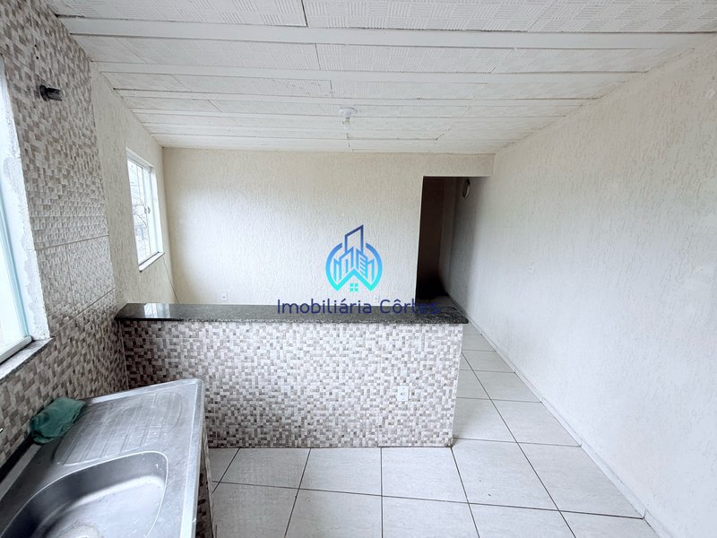Alugando kitnet próxima ao centro de Guapimirim por R$ 680,00 mensal Rua Ita Guapimirim - 