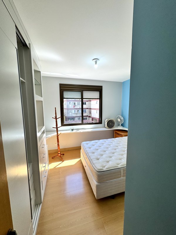 R$ 1.200.000 - EXCLUSIVIDADE - APARTAMENTO - 186M2 - 4 DORM - 3 SUÍTES - VISTA - 3 VAGAS Rua Washington Luiz Porto Alegre - 