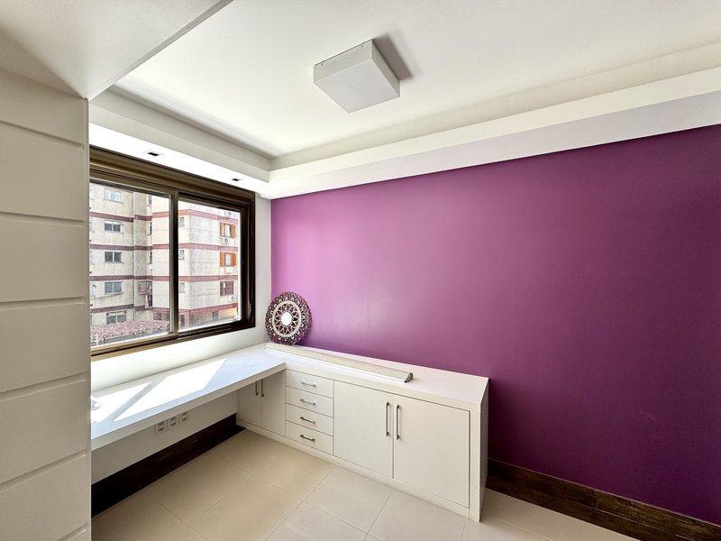 R$ 1.200.000 - EXCLUSIVIDADE - APARTAMENTO - 186M2 - 4 DORM - 3 SUÍTES - VISTA - 3 VAGAS Rua Washington Luiz Porto Alegre - 