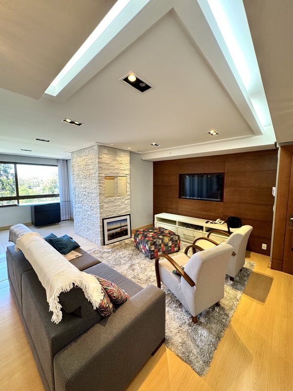 R$ 1.200.000 - EXCLUSIVIDADE - APARTAMENTO - 186M2 - 4 DORM - 3 SUÍTES - VISTA - 3 VAGAS Rua Washington Luiz Porto Alegre - 