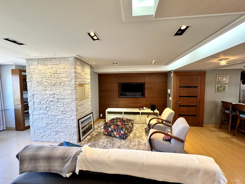 R$ 1.200.000 - EXCLUSIVIDADE - APARTAMENTO - 186M2 - 4 DORM - 3 SUÍTES - VISTA - 3 VAGAS Rua Washington Luiz Porto Alegre - 