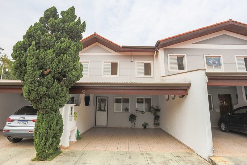 Casa à venda, 117m - 2 Dorm. 1 Suite - R$ 714.999 - Cond. Res. São Paulo - Sorocaba - SP Rua Epitácio Pessoa Sorocaba - 