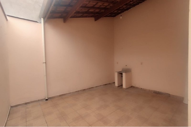 Casa Térrea à Venda, 82m - 2 Dormitórios - R$ 239.000 - Vila Nova Sorocaba - Sorocaba - SP Rua Eudmira Almeida Neves Rinaldo Sorocaba - 