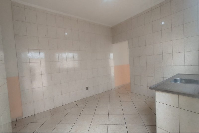 Casa Térrea à Venda, 82m - 2 Dormitórios - R$ 239.000 - Vila Nova Sorocaba - Sorocaba - SP Rua Eudmira Almeida Neves Rinaldo Sorocaba - 