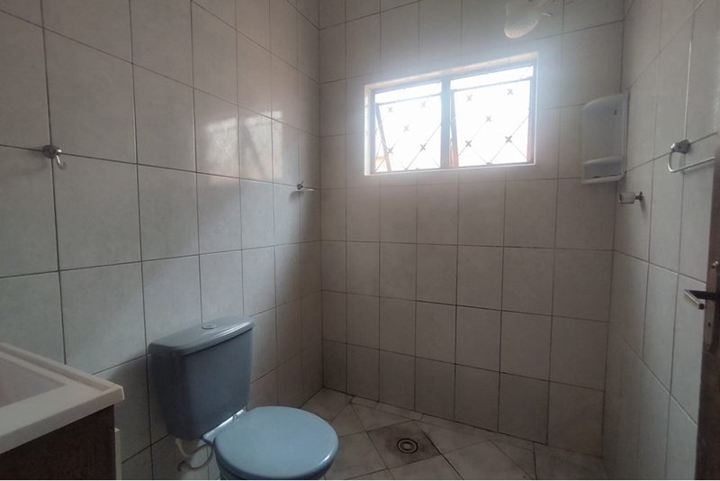 Casa Térrea à Venda, 82m - 2 Dormitórios - R$ 239.000 - Vila Nova Sorocaba - Sorocaba - SP Rua Eudmira Almeida Neves Rinaldo Sorocaba - 