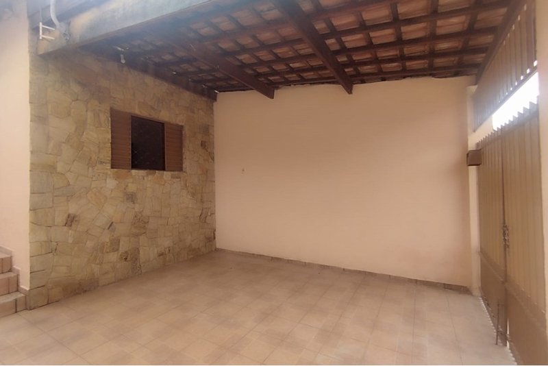 Casa Térrea à Venda, 82m - 2 Dormitórios - R$ 239.000 - Vila Nova Sorocaba - Sorocaba - SP Rua Eudmira Almeida Neves Rinaldo Sorocaba - 