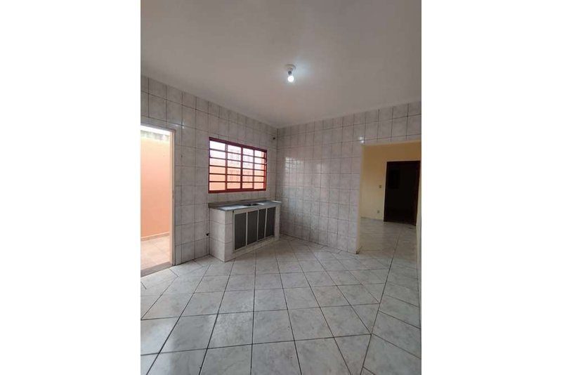 Casa Térrea à venda, 82m, 2 Dormitórios - R$ 259.000 - Vila Nova Sorocaba - Sorocaba SP Rua Eudmira Almeida Neves Rinaldo Sorocaba - 