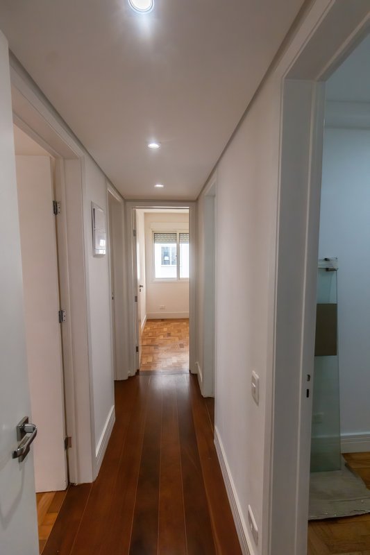ALUGO LINDO APARTAMENTO 96M2 - 3 QUARTOS - PRONTO PARA MORAR! Rua Bueno Brandão São Paulo - 