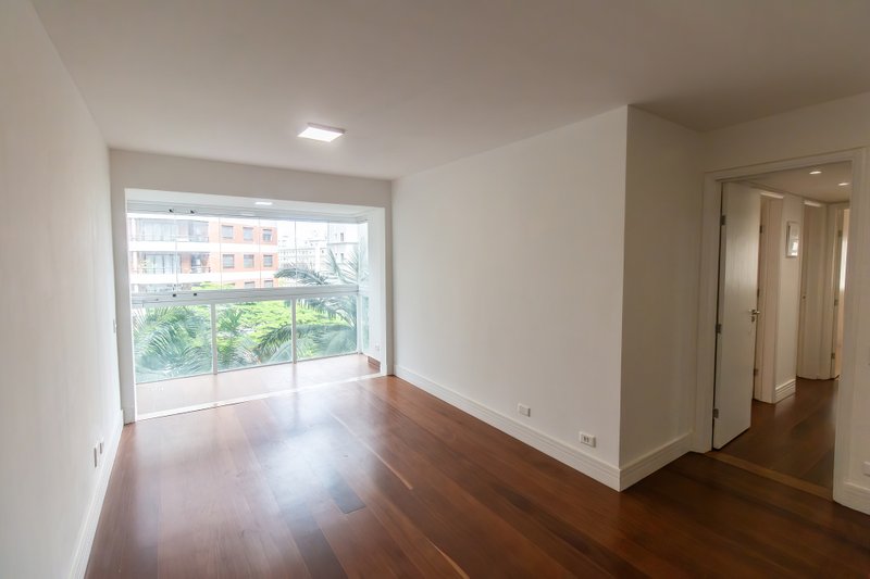ALUGO LINDO APARTAMENTO 96M2 - 3 QUARTOS - PRONTO PARA MORAR! Rua Bueno Brandão São Paulo - 