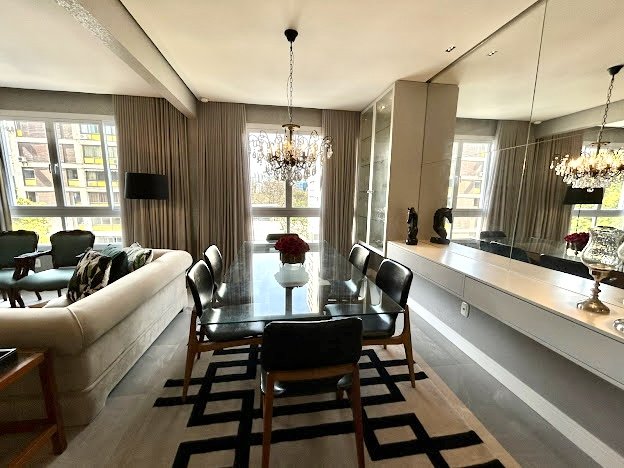 R$ 1.800.000 - PADRE CHAGAS - MARAVILHOSO - 116M2 - 3 DORM - SUÍTE - 1 VAGA Rua Padre Chagas Porto Alegre - 