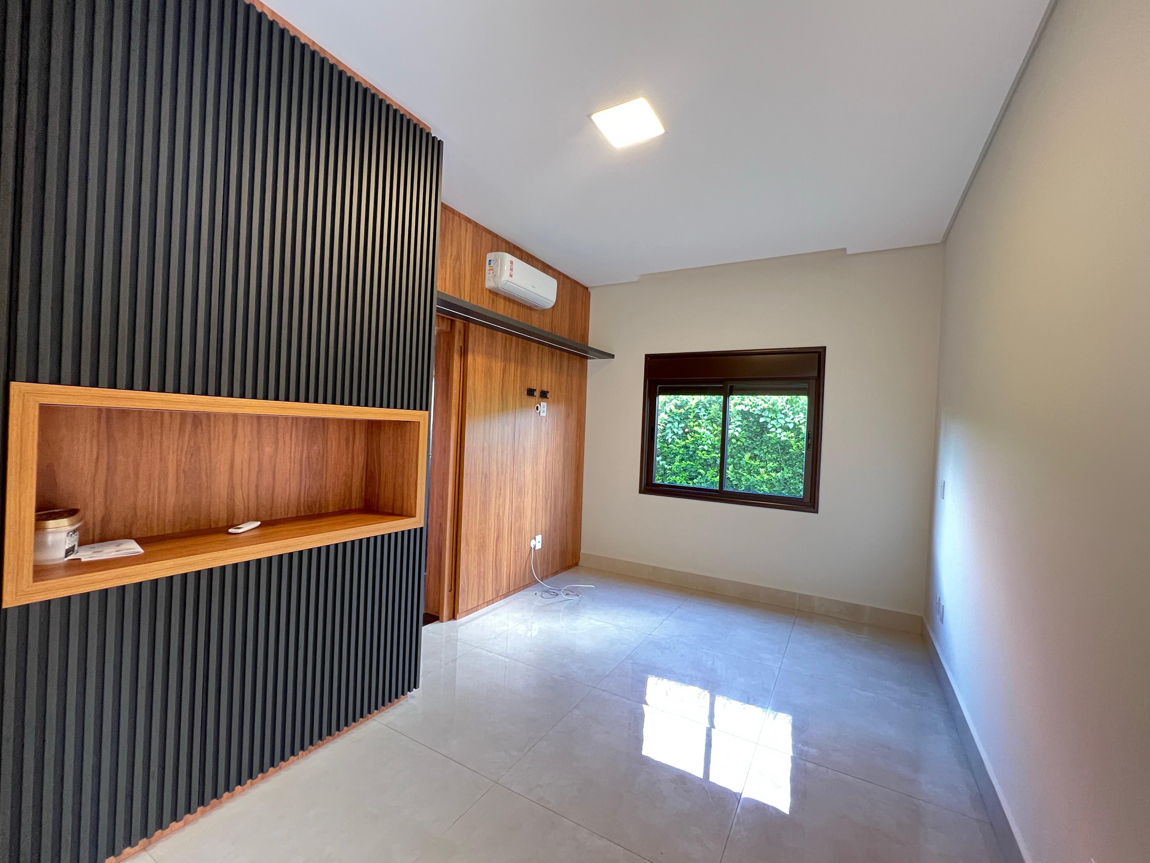 Casa com 4 dormit&oacute;rios,350 m&sup2; -Condom&iacute;nio Lago Azul Golfe Clube - Ara&ccedil;oiaba da Serra -SP Rodovia Raposo Tavares Araçoiaba da Serra - 