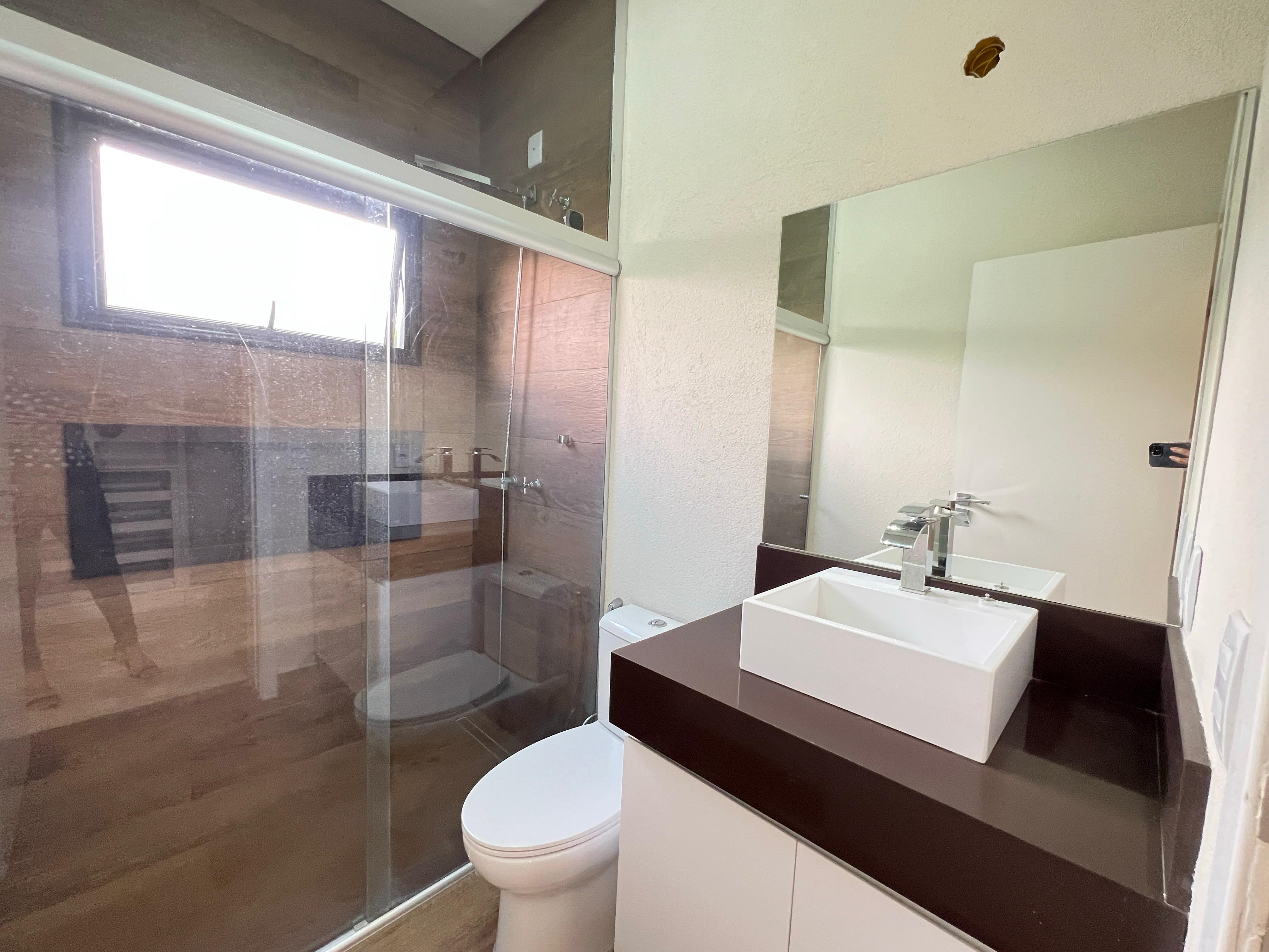 Casa com 4 dormit&oacute;rios,350 m&sup2; -Condom&iacute;nio Lago Azul Golfe Clube - Ara&ccedil;oiaba da Serra -SP Rodovia Raposo Tavares Araçoiaba da Serra - 