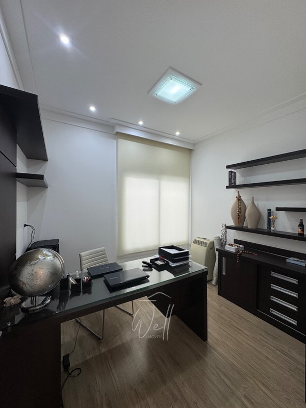 Casa mobiliada no Condominio Swiss Park - 560m2 -  03 suítes - 06 vagas Avenida Omar Daibert São Bernardo do Campo - 