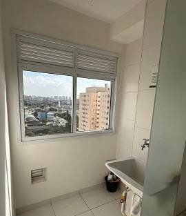 ALUGA-SE APARTAMENTO SEM FIADOR 31M² - 1 QUARTO – 1 BANHEIRO – ANDAR ALTO - SEMI MOBILIADO Rua Torres da Barra São Paulo - 