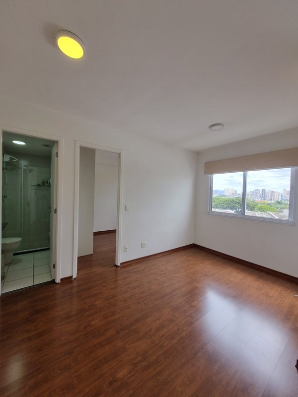 ALUGA-SE APARTAMENTO SEM FIADOR 31M² - 1 QUARTO – 1 BANHEIRO – ANDAR ALTO - SEMI MOBILIADO Rua Torres da Barra São Paulo - 