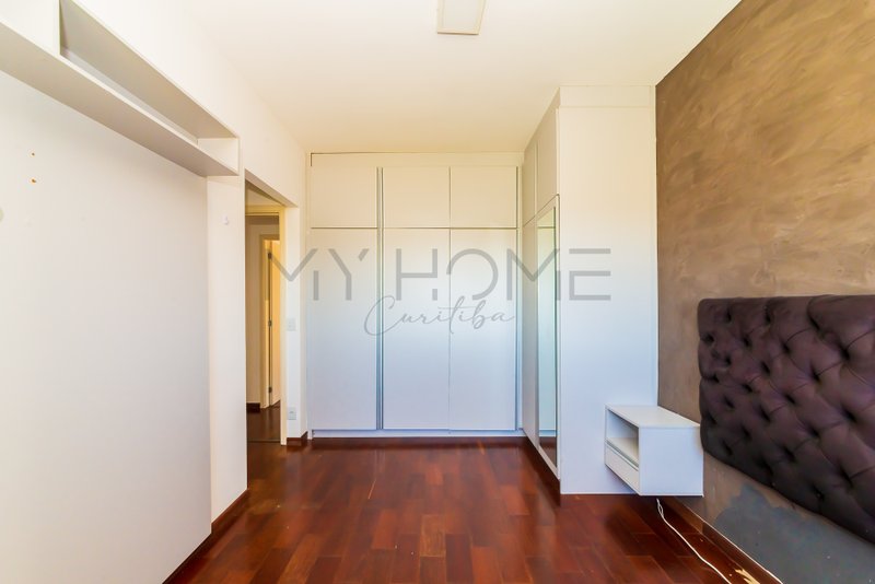 APARTAMENTO À VENDA NO PARQUE ECOVILLE - 3 QUARTOS - 2 VAGAS Rua Monsenhor Ivo Zanlorenzi Curitiba - 