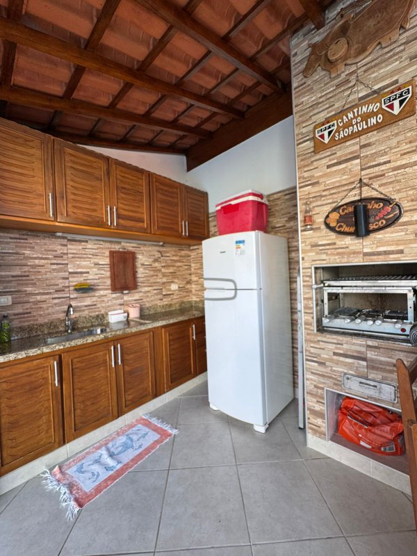 🏡 Casa à Venda – Bairro São Francisco | São Sebastião/SP  São Sebastião - 