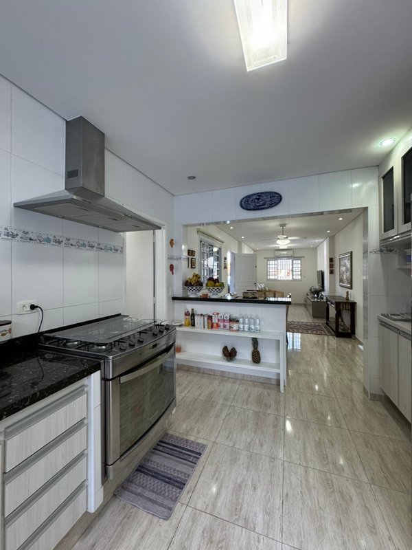 🏡 Casa à Venda – Bairro São Francisco | São Sebastião/SP  São Sebastião - 