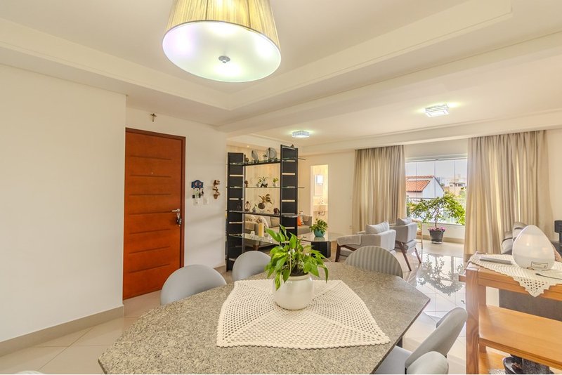 Apartamento à venda, 157m - 3 Suítes - R$ 1.043.000 - Ed. Vivaldi - Mangal - Sorocaba Rua Ipiranga Sorocaba - 