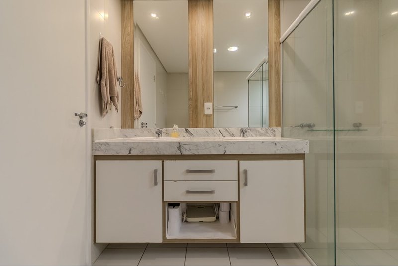 Apartamento à venda, 157m - 3 Suítes - R$ 1.043.000 - Ed. Vivaldi - Mangal - Sorocaba Rua Ipiranga Sorocaba - 