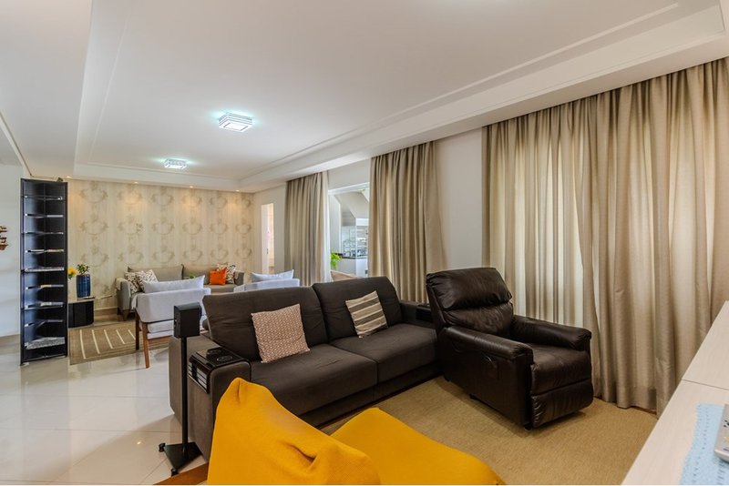 Apartamento à venda, 157m - 3 Suítes - R$ 1.043.000 - Ed. Vivaldi - Mangal - Sorocaba Rua Ipiranga Sorocaba - 