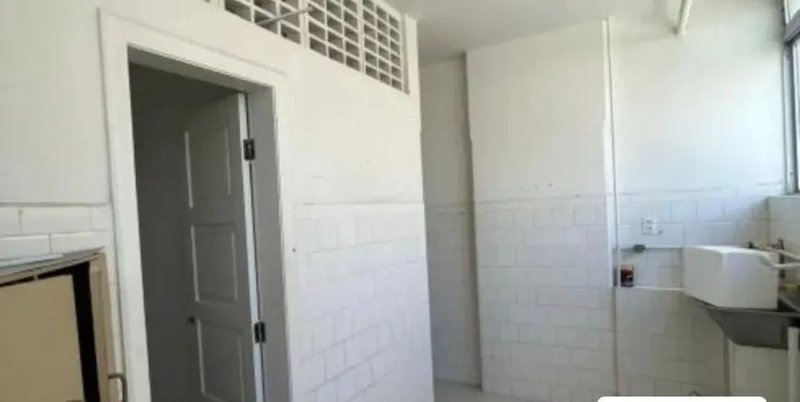 APARTAMENTO NASCENTE AMPLO 3 QUARTOS SUÍTE GARAGEM À VENDA NA BARRA! Avenida Princesa Isabel Salvador - 