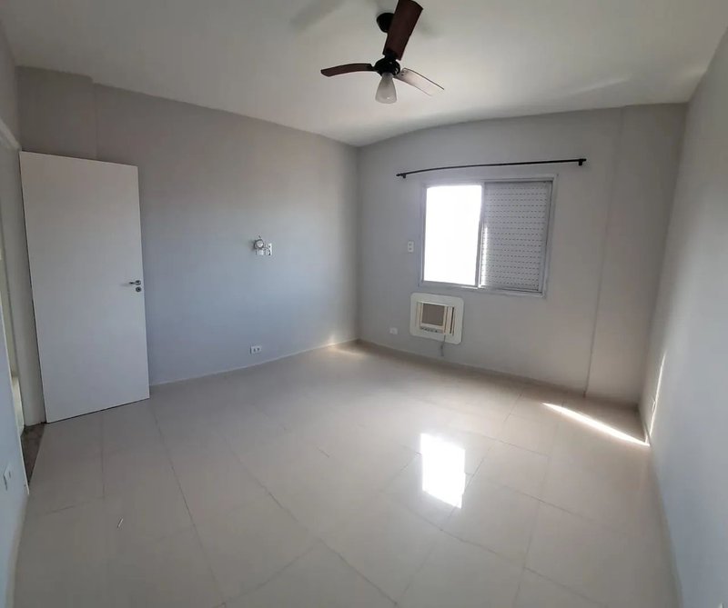 🏢 Apartamento à Venda – Campo Grande, Santos/SP Avenida Senador Pinheiro Machado Santos - 