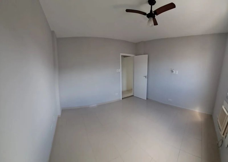 🏢 Apartamento à Venda – Campo Grande, Santos/SP Avenida Senador Pinheiro Machado Santos - 