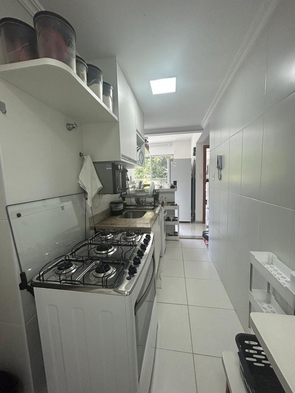 APARTAMENTO 2 QUARTOS SUÍTE SALA À VENDA NA BARRA! Avenida Princesa Isabel Salvador - 