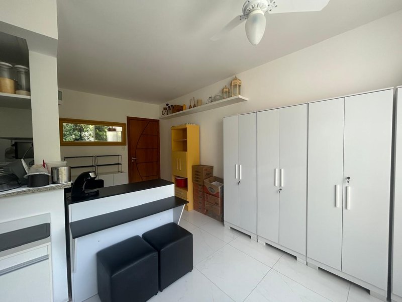 APARTAMENTO 2 QUARTOS SUÍTE SALA À VENDA NA BARRA! Avenida Princesa Isabel Salvador - 