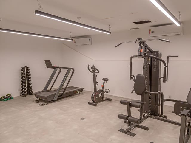 ALUGA-SE APARTAMENTO – 35m2 – REFORMADO Avenida Onze de Junho São Paulo - 